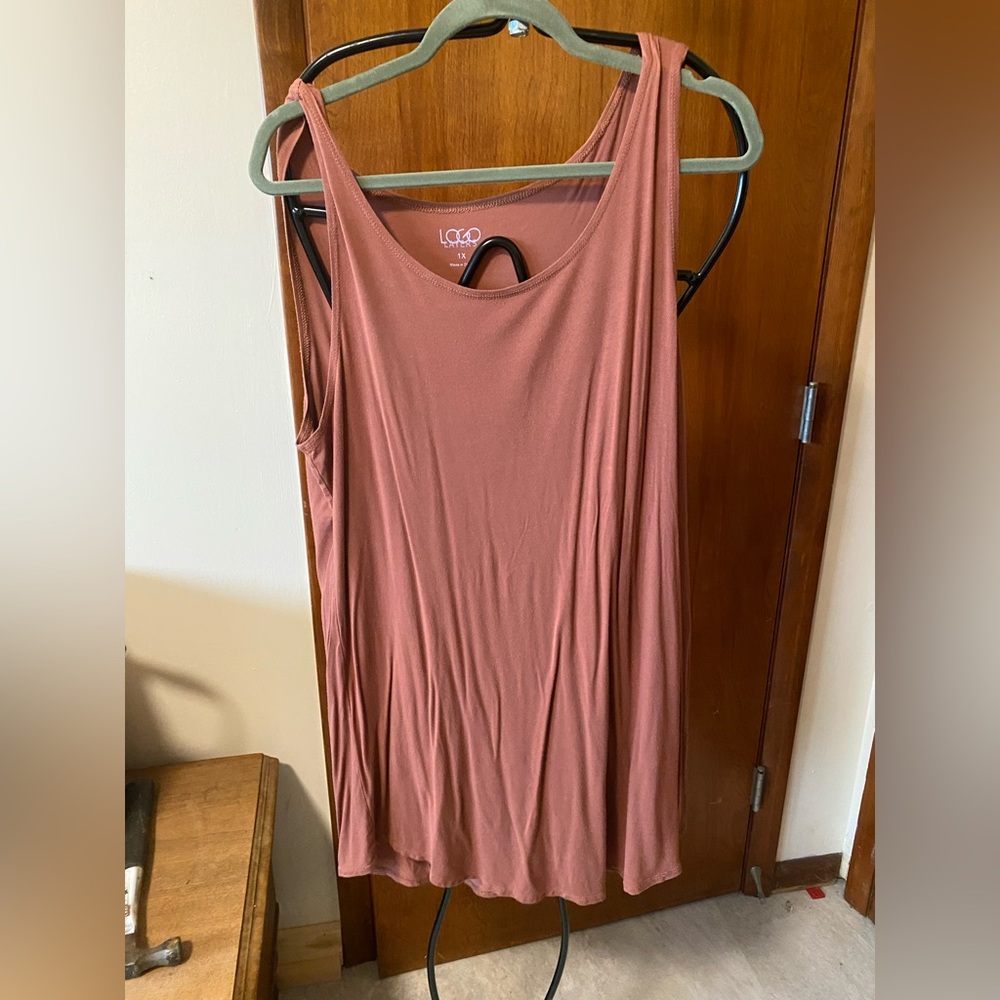 LOGO by Lori Goldstein layering tank